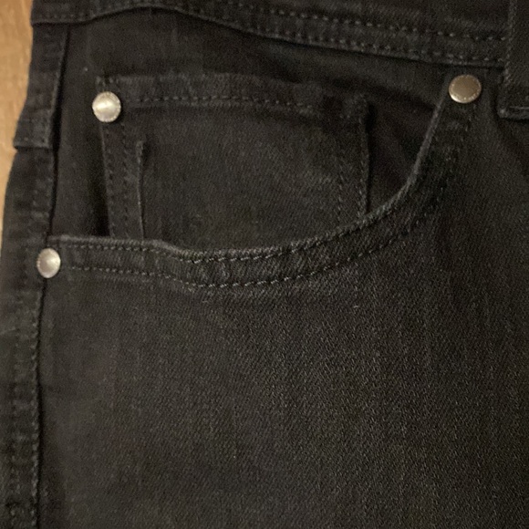 Charter Club Jean Shop Women curvy boot cut 16W. 73% cotton black jeans - Picture 3 of 9